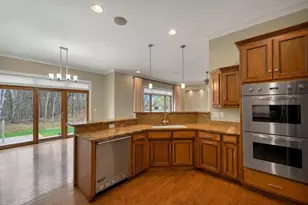 3335 Langdon St, Green Bay, WI 54311 - Photo 24