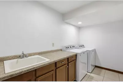 922 Denise Court, Kaukauna, WI 54130 - Photo 18
