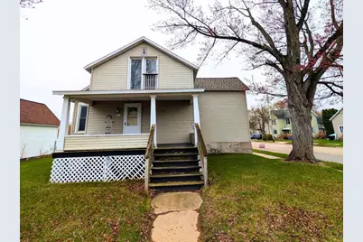 1417 11th Avenue, Menominee, MI 49858 - Photo 1