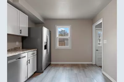 536 Wilson Avenue, Appleton, WI 54915 - Photo 6