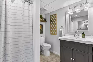 427 N Lark St, Oshkosh, WI 54902 - Photo 14