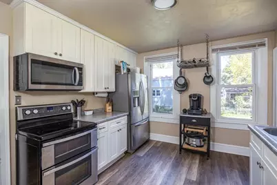 332 Rosalia Street, Oshkosh, WI 54901 - Photo 8