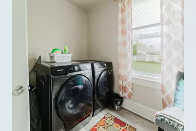 332 Rosalia Street, Oshkosh, WI 54901 - Photo 18