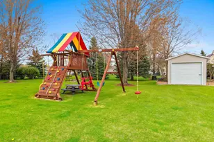 N1224 Bobwhite Dr, Greenville, WI 54942 - Photo 10