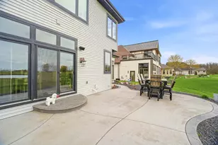 227 Peterlynn Dr, Wrightstown, WI 54180 - Photo 58
