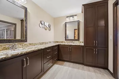 227 Peterlynn Drive, Wrightstown, WI 54180 - Photo 40