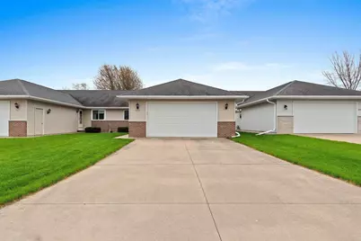 5433 Brookview Drive, Appleton, WI 54913 - Photo 2
