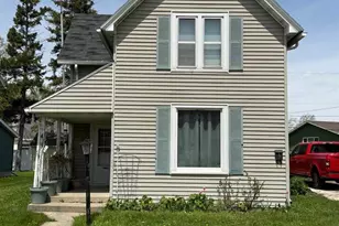 417 E Merrill Ave, Fond du Lac, WI 54935 - Photo 2