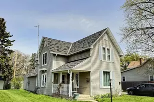 417 E Merrill Ave, Fond du Lac, WI 54935 - Photo 4