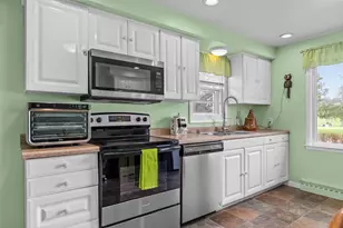 1911 S Carpenter St, Appleton, WI 54915 - Photo 10