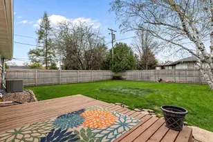 1911 S Carpenter St, Appleton, WI 54915 - Photo 24
