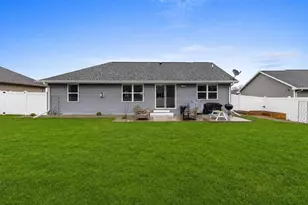 493 Harvest Hill Dr, Denmark, WI 54208 - Photo 4