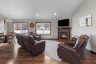 493 Harvest Hill Dr, Denmark, WI 54208 - Photo 14