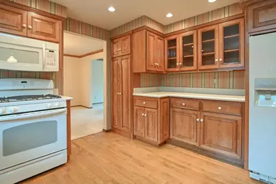 3095 Pine Ridge Court, Green Bay, WI 54311 - Photo 12