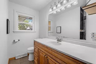 142 Greene Ave, Green Bay, WI 54301 - Photo 26