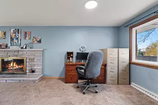 142 Greene Ave, Green Bay, WI 54301 - Photo 12