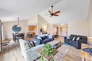 240 Alison Ct, Wrightstown, WI 54180 - Photo 6