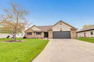 240 Alison Ct, Wrightstown, WI 54180 - Photo 36