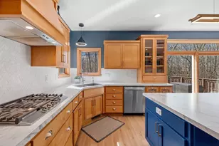 3128 Warm Springs Dr, Green Bay, WI 54311 - Photo 12