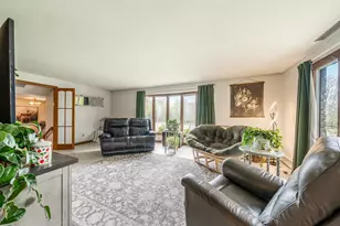 825 W Kimberly Ave, Kimberly, WI 54136 - Photo 12