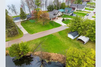 W8314 Rustic Drive, Clintonville, WI 54929 - Photo 16
