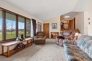 3434 Willow Rd, Green Bay, WI 54311 - Photo 10