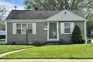 959 Waverly Pl, Green Bay, WI 54304 - Photo 2
