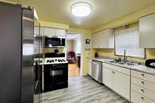 959 Waverly Pl, Green Bay, WI 54304 - Photo 16