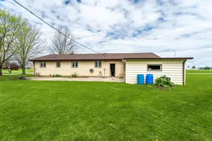 443 W Main St, Chilton, WI 53014 - Photo 22