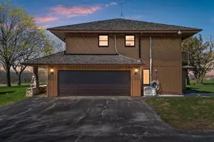 6165 Marys Rd, Luxemburg, WI 54217 - Photo 2