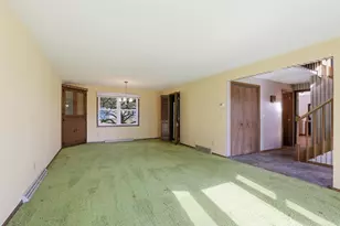 3113 N Peach Tree Ln, Appleton, WI 54911 - Photo 6