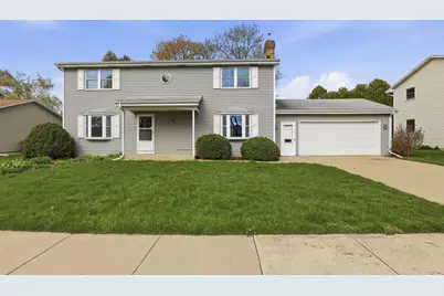 3113 N Peachtree Lane, Appleton, WI 54911 - Photo 1