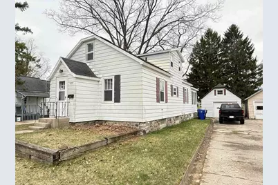 427 Emery Avenue, Peshtigo, WI 54157 - Photo 1