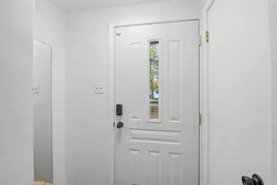1149 9th St, Green Bay, WI 54304 - Photo 4