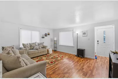 1149 9th Street, Green Bay, WI 54304 - Photo 6