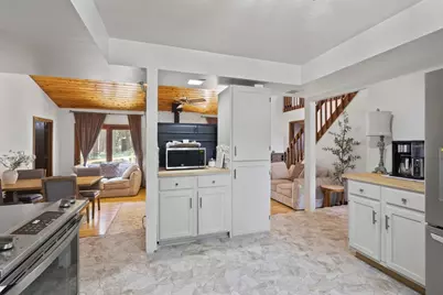 W4609 Pearl Lake Road, Redgranite, WI 54970 - Photo 8