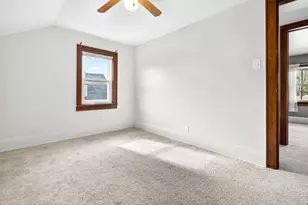 1068 Caroline St, Green Bay, WI 54303 - Photo 18