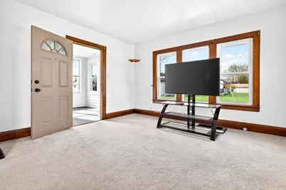 1068 Caroline Street, Green Bay, WI 54303 - Photo 4
