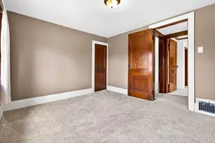 1068 Caroline St, Green Bay, WI 54303 - Photo 16