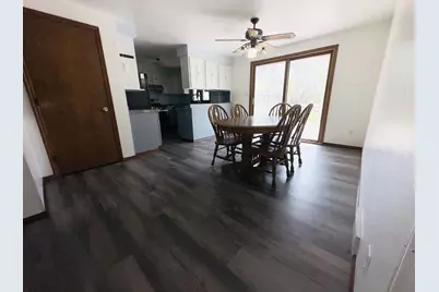 1760 Oakdale Avenue, Green Bay, WI 54302 - Photo 8