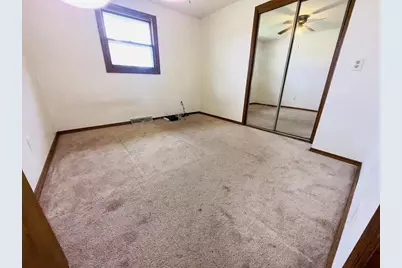 1760 Oakdale Avenue, Green Bay, WI 54302 - Photo 12