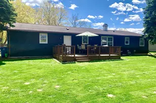 382 9th St, De Pere, WI 54115 - Photo 4