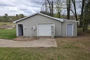 E6565 Progress Rd, Manawa, WI 54949 - Photo 10
