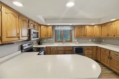 2360 Lincoln Street, Marinette, WI 54143 - Photo 14