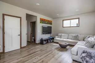 1255 Cherry St, Green Bay, WI 54301 - Photo 8