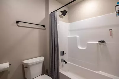 1255 Cherry Street, Green Bay, WI 54301 - Photo 12