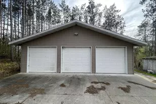 N6855 Lake Dr, Wild Rose, WI 54984 - Photo 2