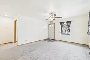236 4th St, Menasha, WI 54952 - Photo 6