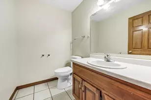 713 Edge Point Ct, De Pere, WI 54115 - Photo 12