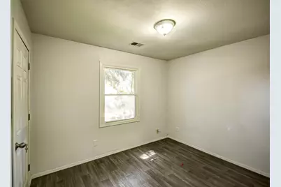 544 Grand Street, Oshkosh, WI 54901 - Photo 20